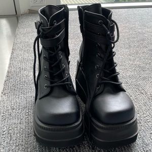 Demonia Black Technopagan/Shaker Platform Boots